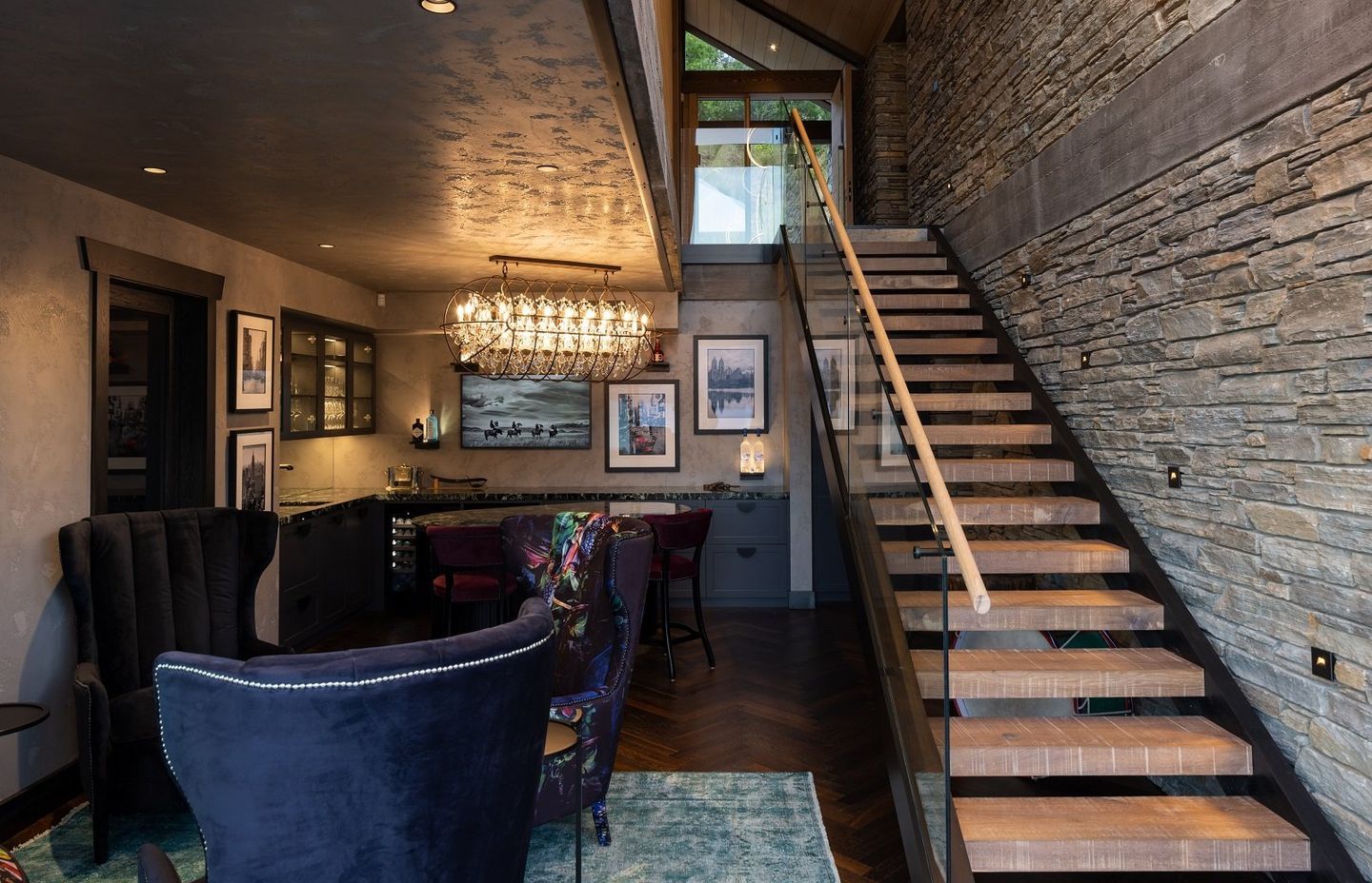 Downstairs, a plush bar is the ideal spot for a drink in the evening.