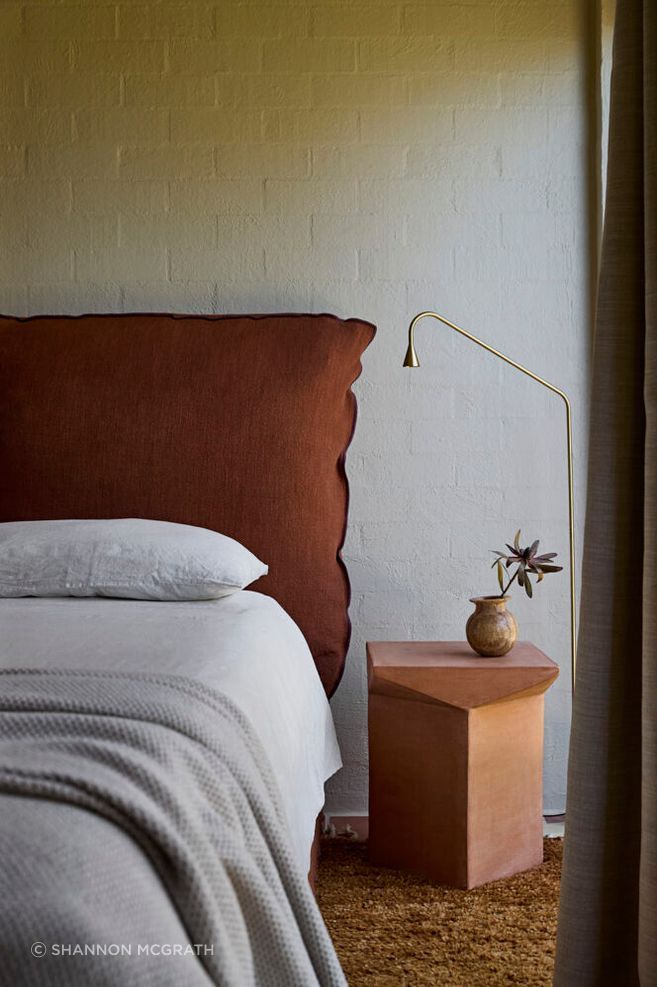 HeckerGuthrieByronBayResidencePhotoCreditShannonMcGrath2.jpg