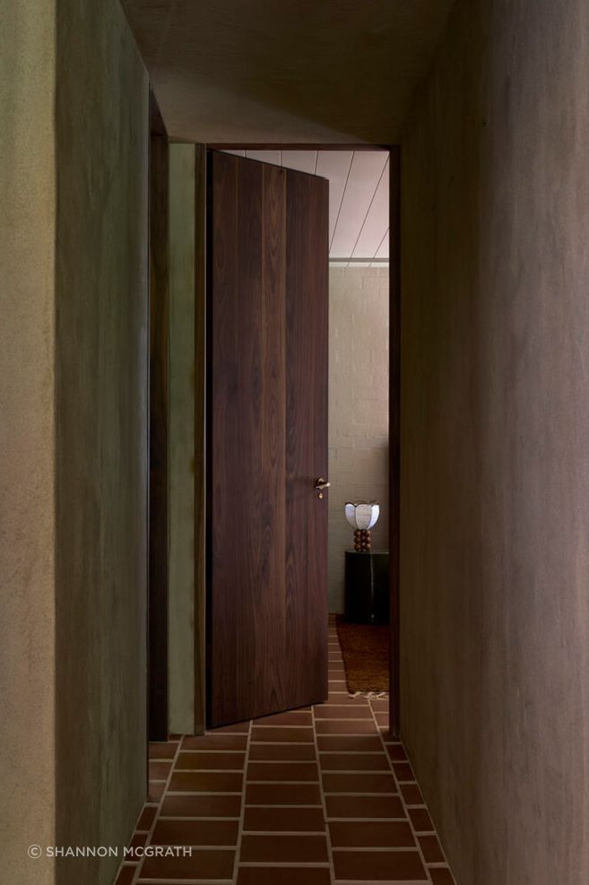 HeckerGuthrieByronBayResidencePhotoCreditShannonMcGrath3.jpg
