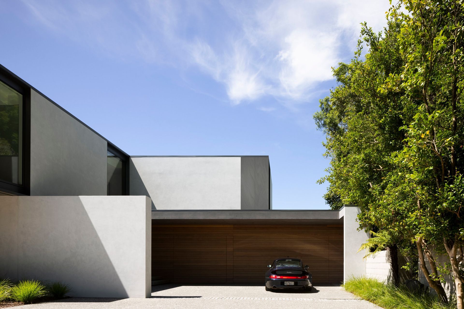 On arrival, Helmores Lane House has no street presence, creating an immediate sense of seclusion. "This approach gets me every time I arrive home," Jonathan muses.