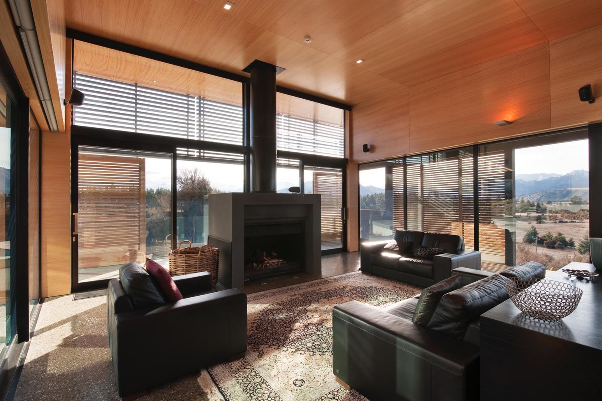 Living spaces intentionally designed to maximise the view of the spectacular scenery.