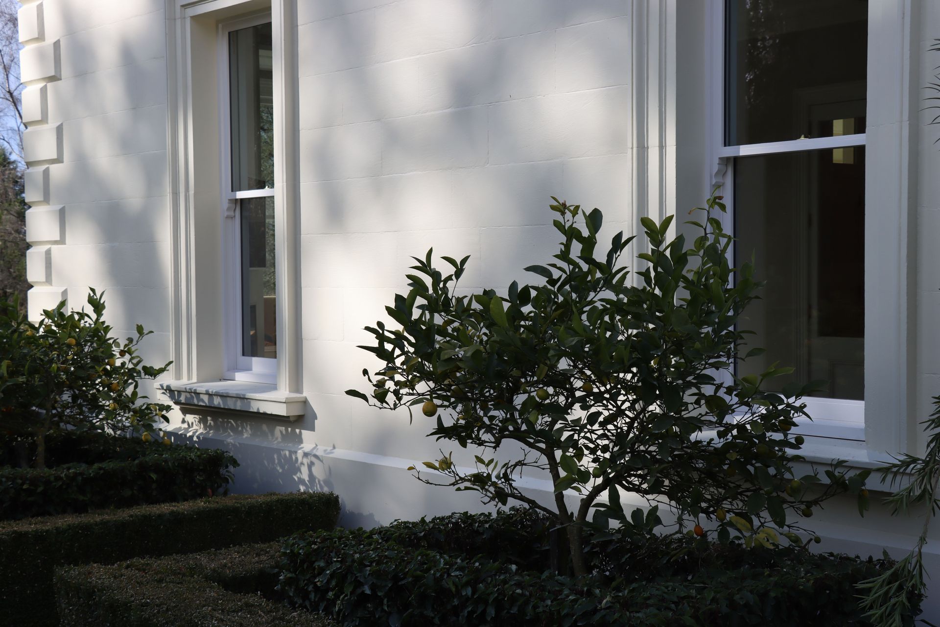 The Willowpark Homestead utilised limestone on the exterior, sills, window and door jambs, caps and corner stones.