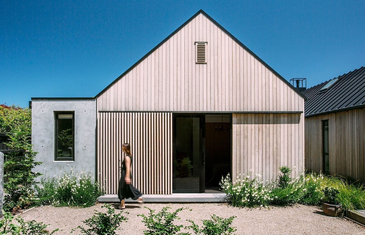 The gabled form of River House by AW Architects. | Photography: Lisa Gane