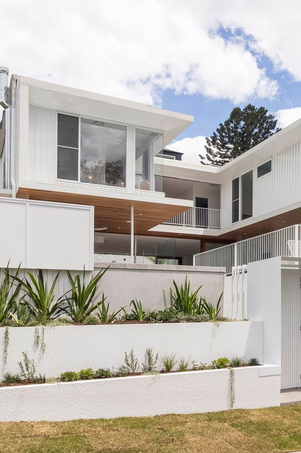 Creating a sense of privacy with the block's elevation, the Plunge pool sits above ground at the front of the property.