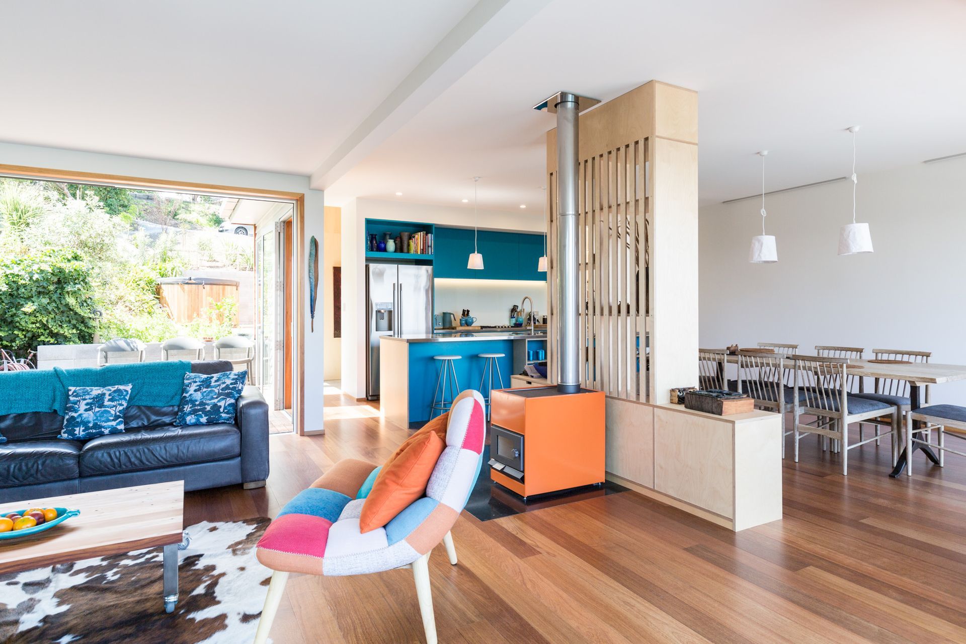 Colourful furnishings and an abundance of natural light grace the interiors. | Photography: Russell Kleyn