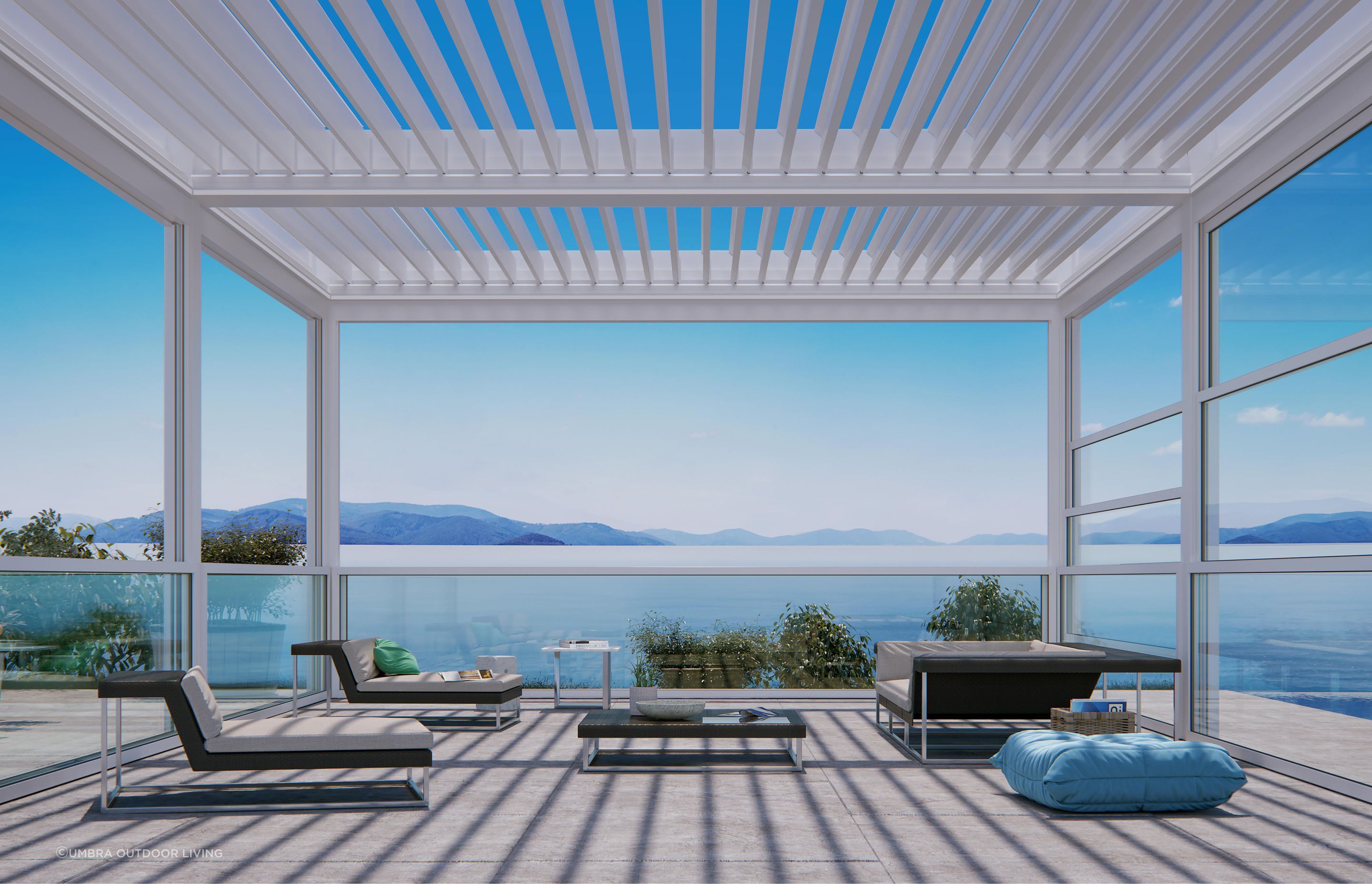 With aluminium louvres and an automation system that is fully hidden, the AXIS Tilting Bioclimatic Pergola is a stylish shade solution