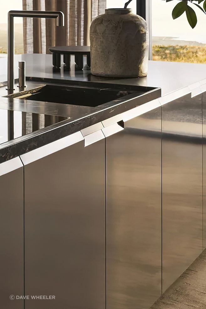 imgi19Poliform-Journal-Jillian-Dinkel-Tile05-690x976920x-v2.jpeg