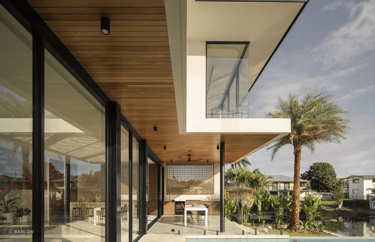 Zarma has an idylic setting alongside the water.