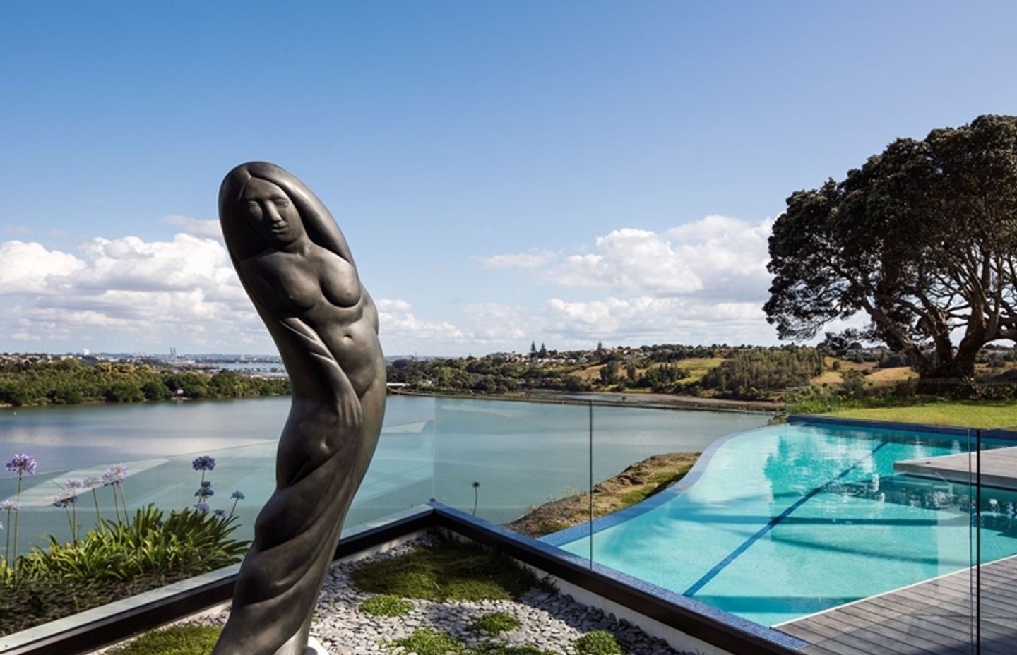 How does your garden flow? Humphreys Landscaping's Lucerne house shows us how it's done.