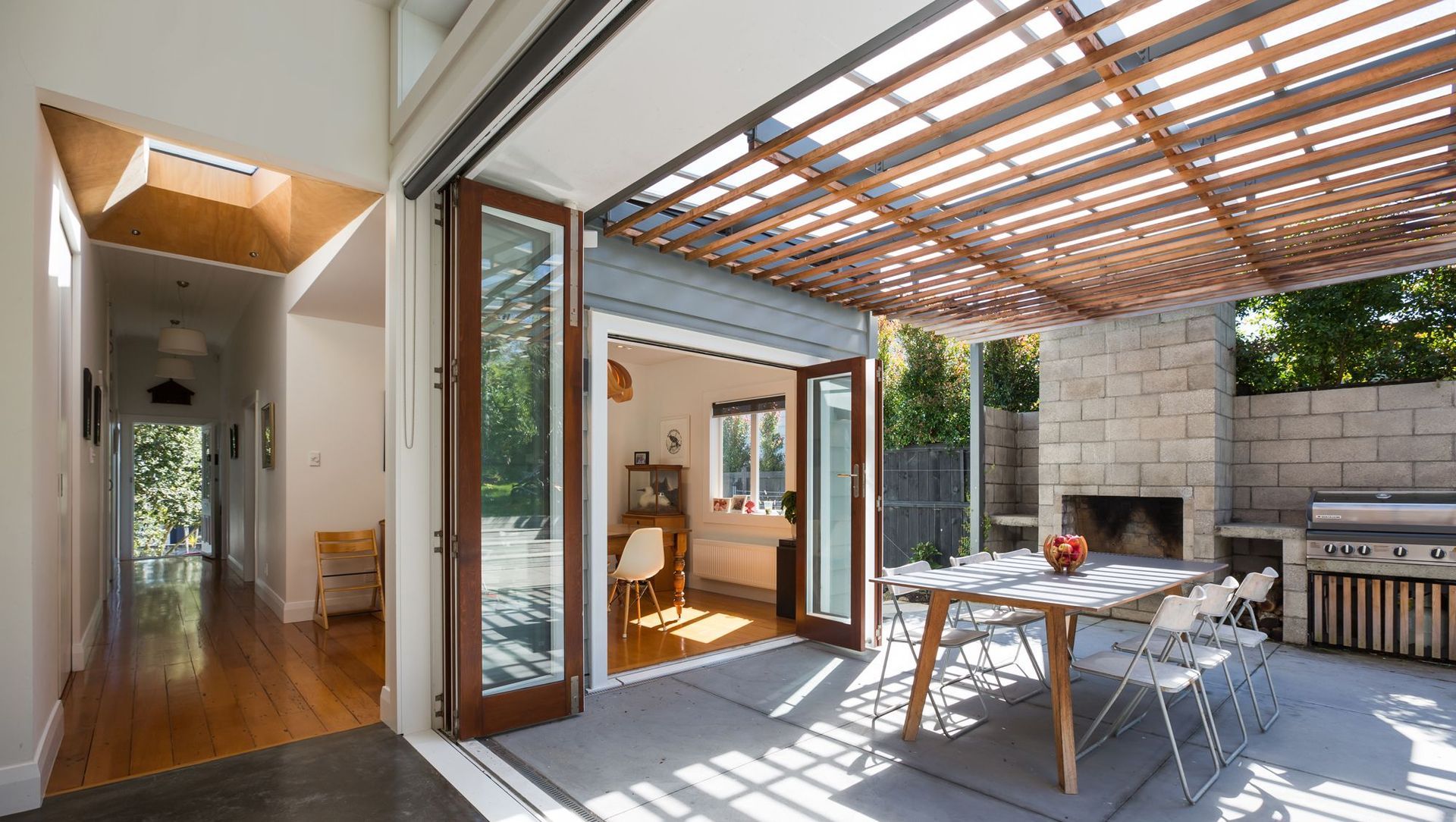 Arnold St Villa banner