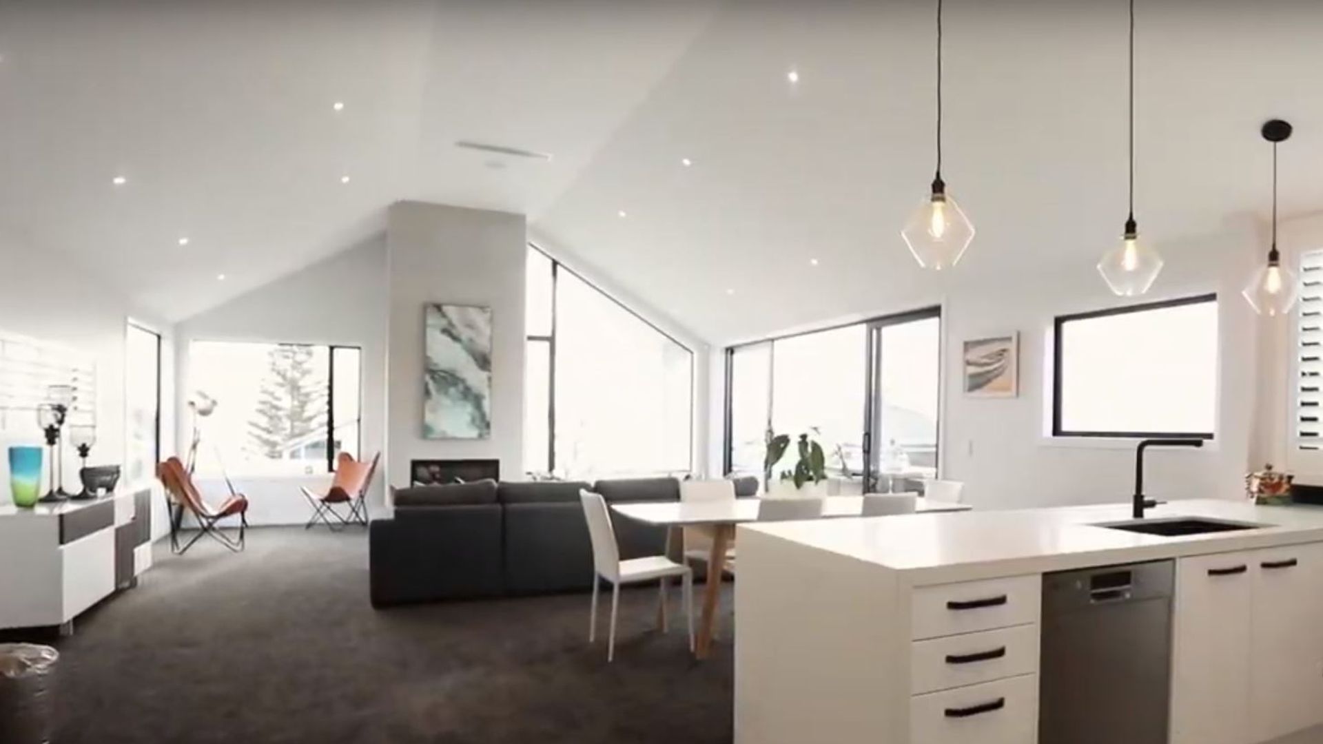 Bucklands Beach video