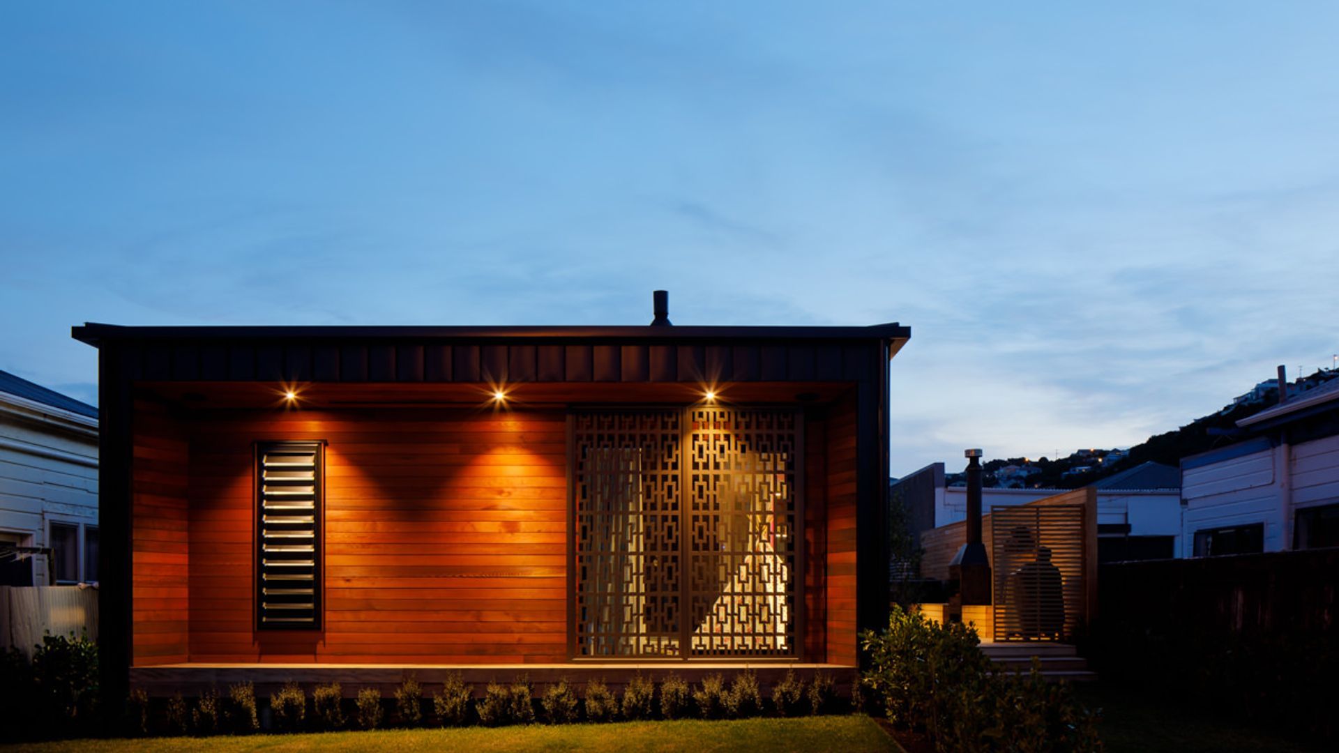 Tour Elevate's Very LongBox transportable home video