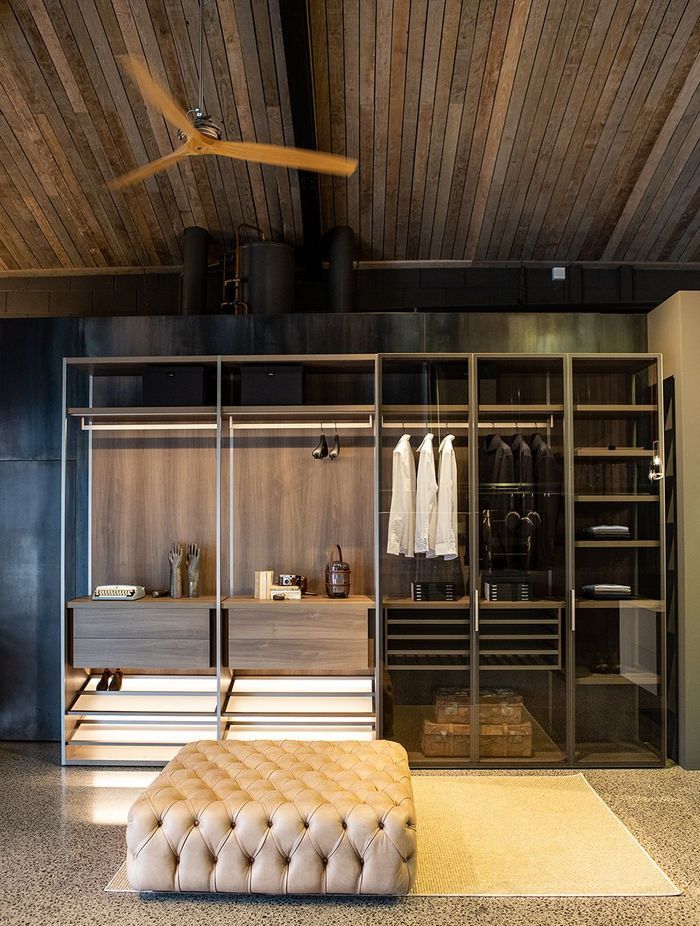 Antibes wardrobe system, Pouf Capitonné and Air fan at Boffi.