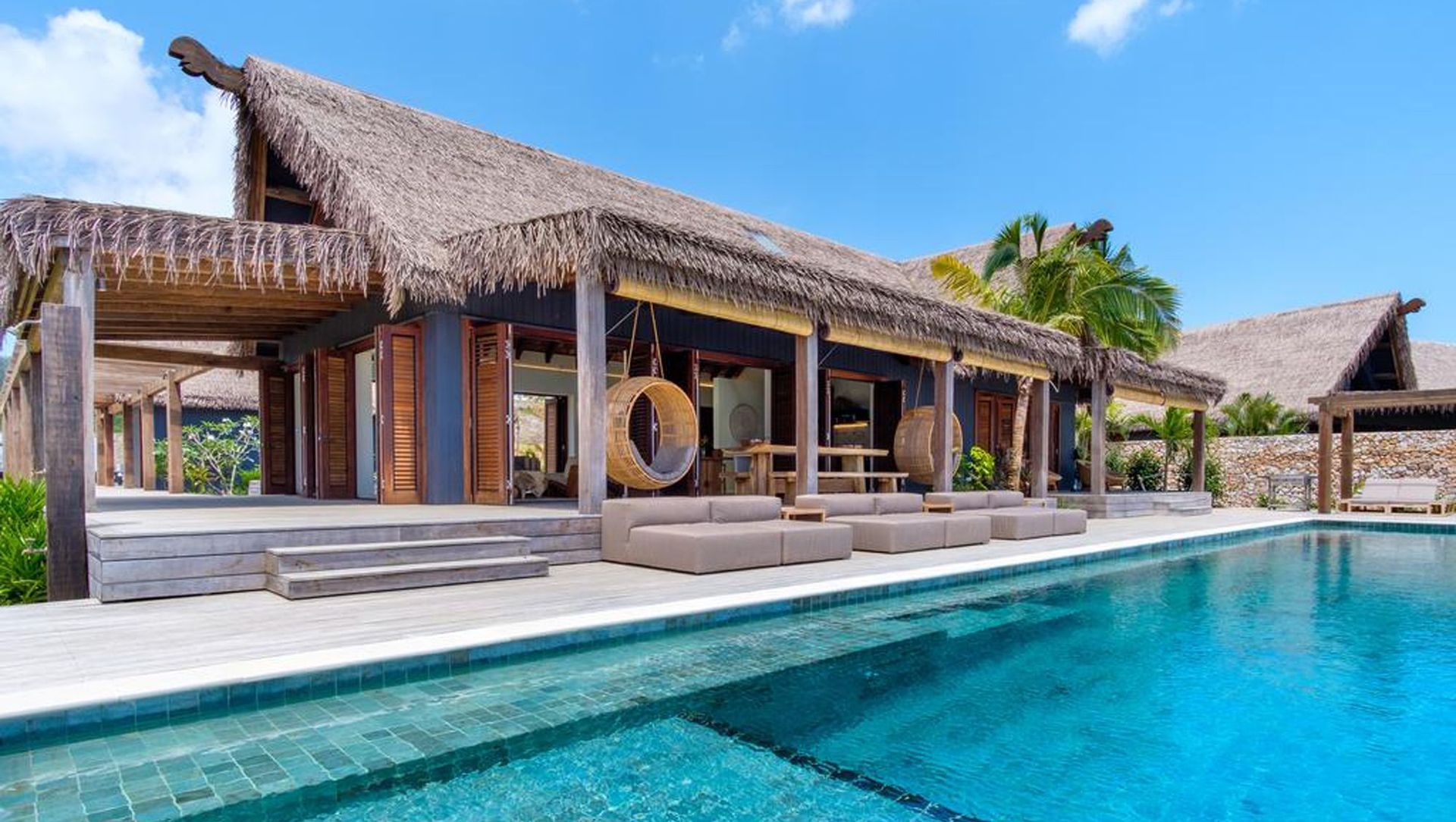 Vunabaka Bay - Fiji banner