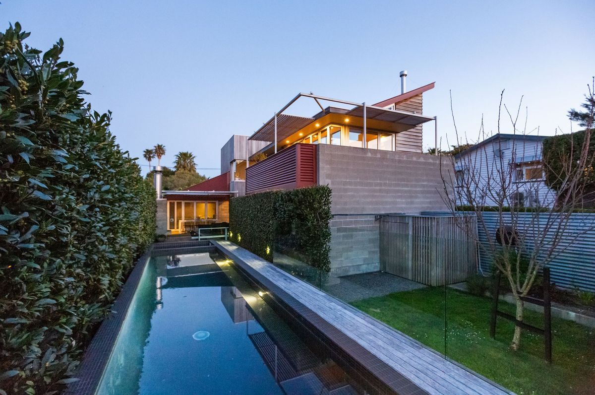 Livingstone St Pool