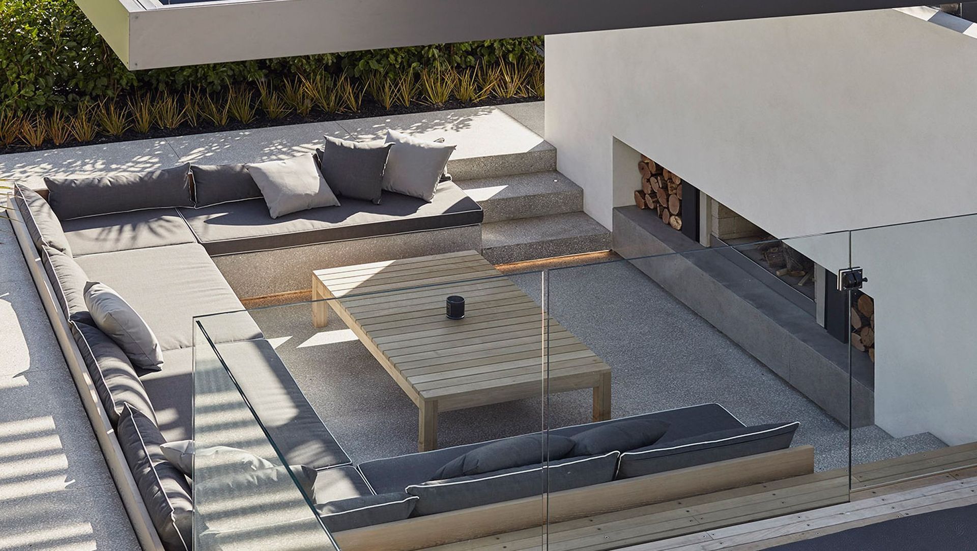 Mount Beach House banner