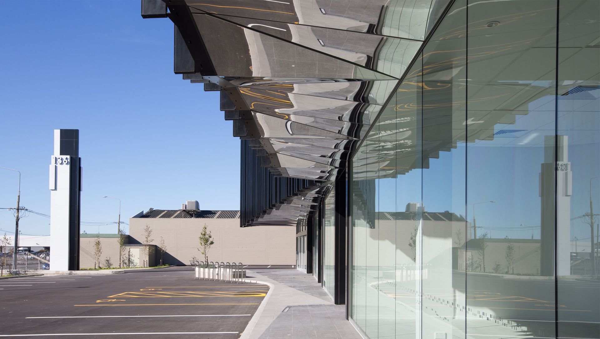 136 Moorhouse Ave banner