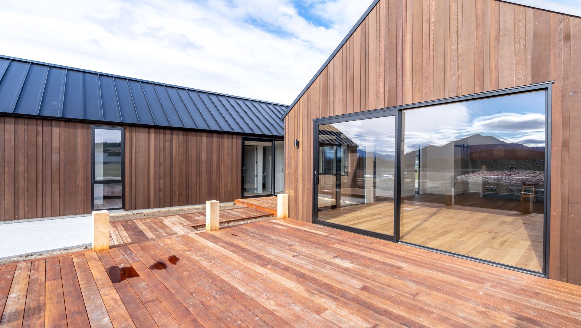 Mt Nicholas Project banner