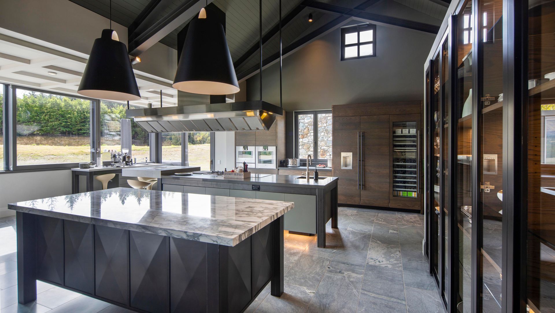 Slopehill kitchen | Masterwood Joinery, SB Design banner