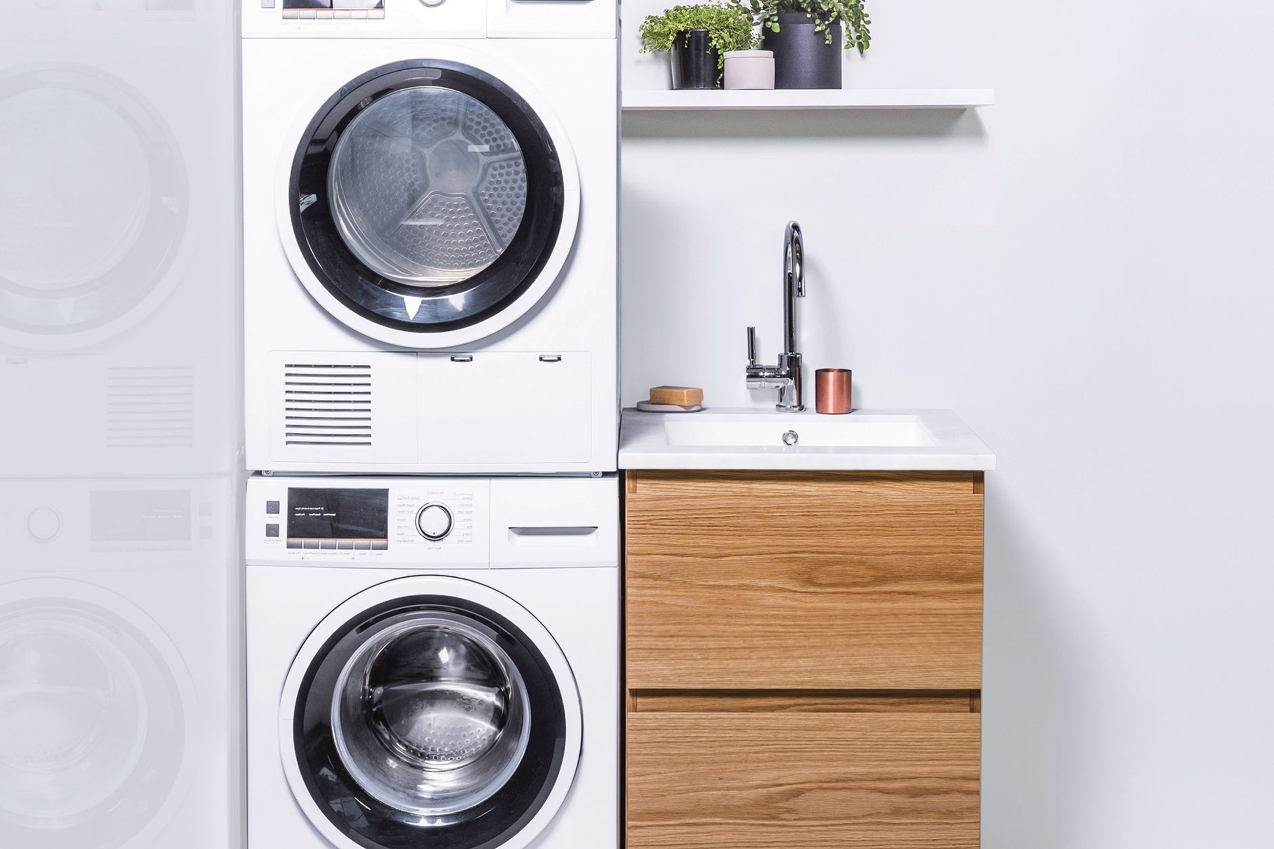 600 Laundry Cabinet