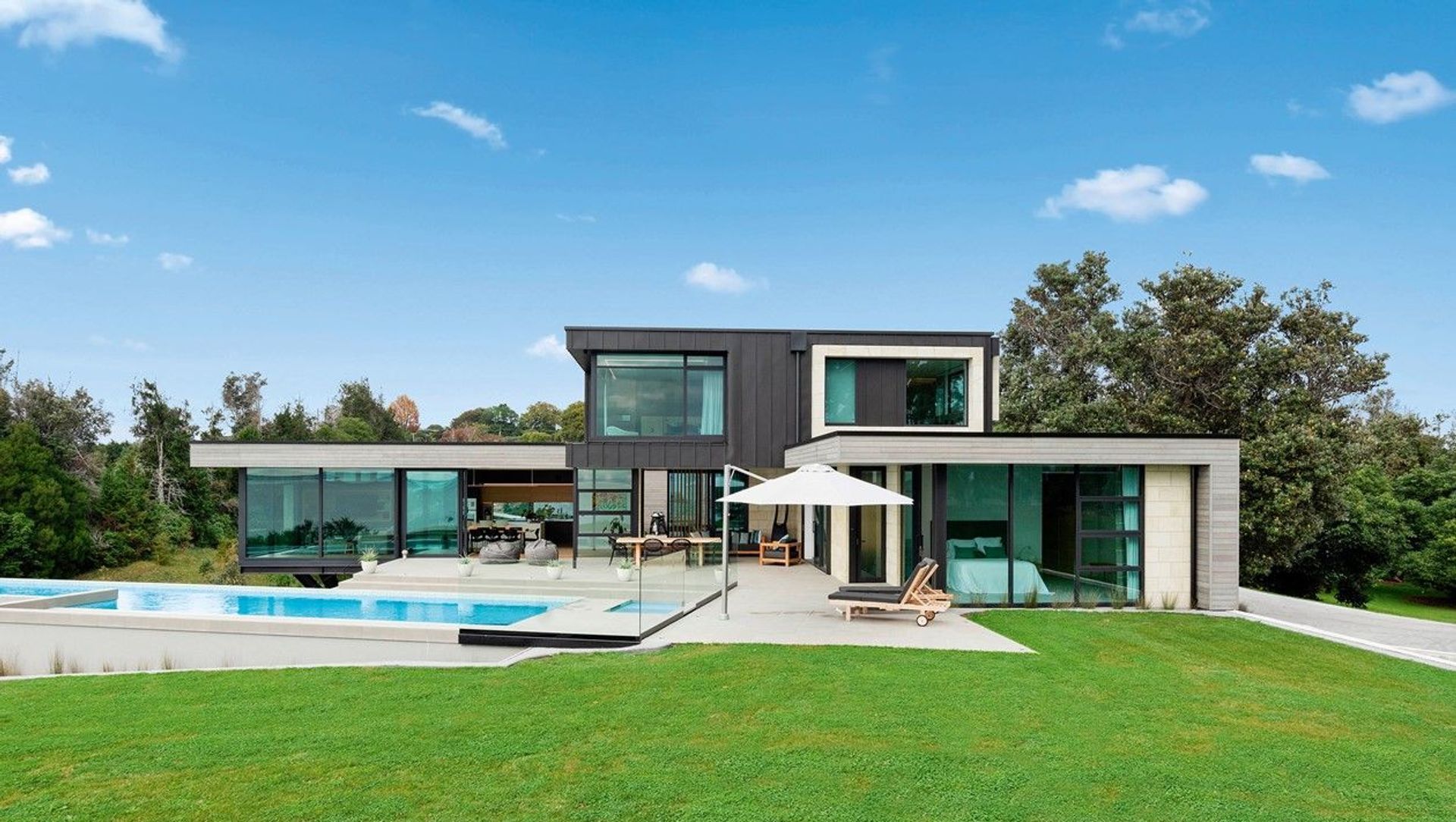 House of the Year Award Winner banner