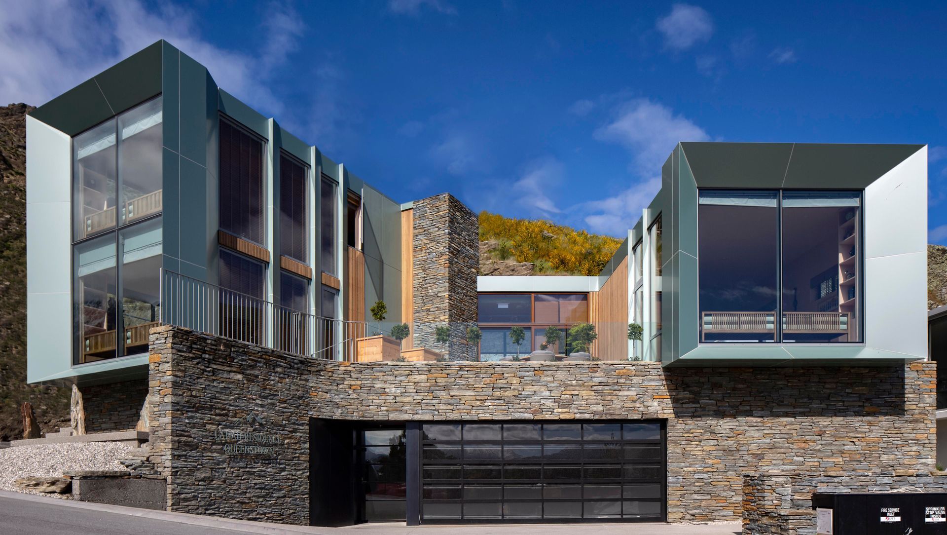 Homestead Place Lakes Edge | Hyndman Taylor Architects banner