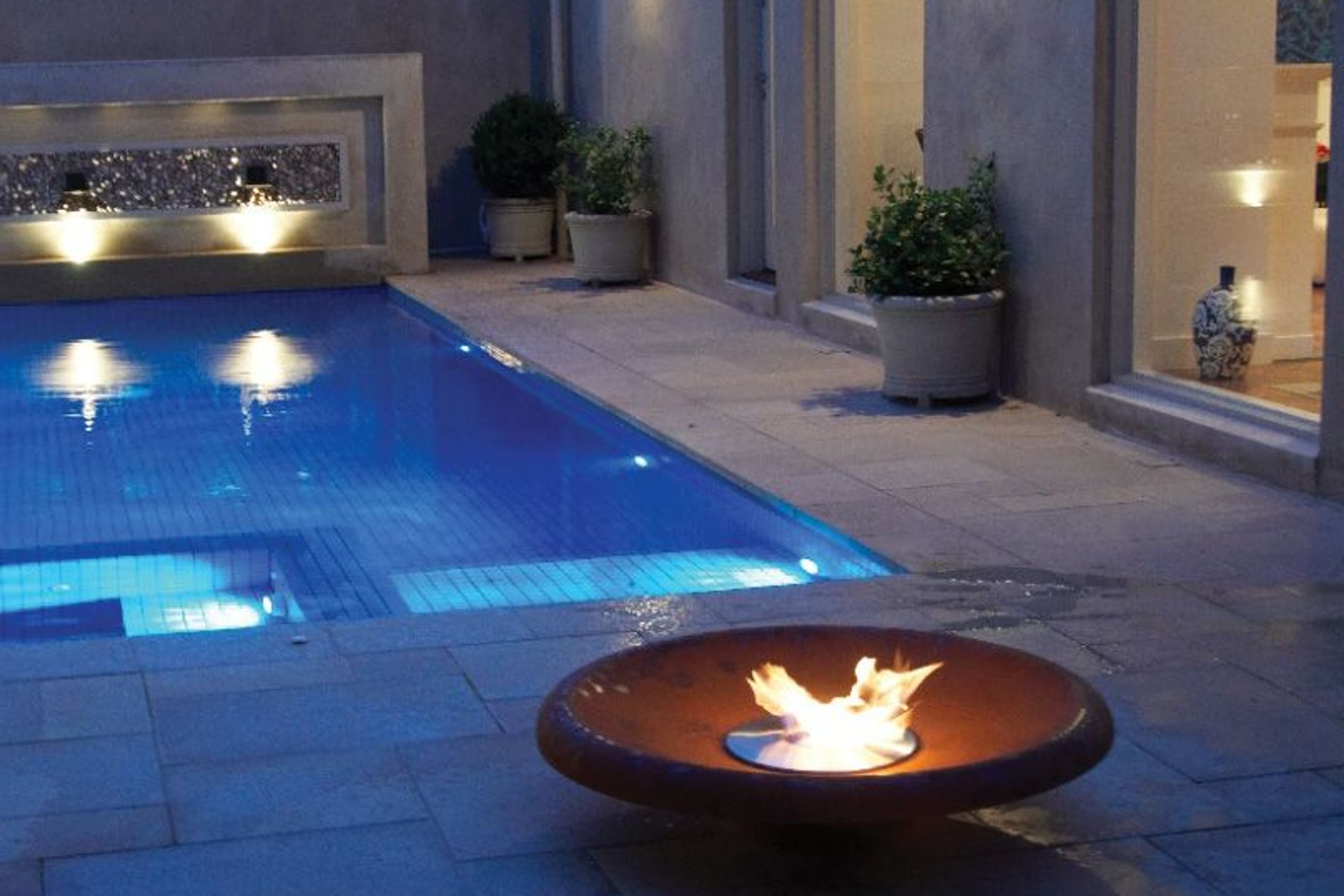 EcoSmart AB8 Ethanol Fireplace 