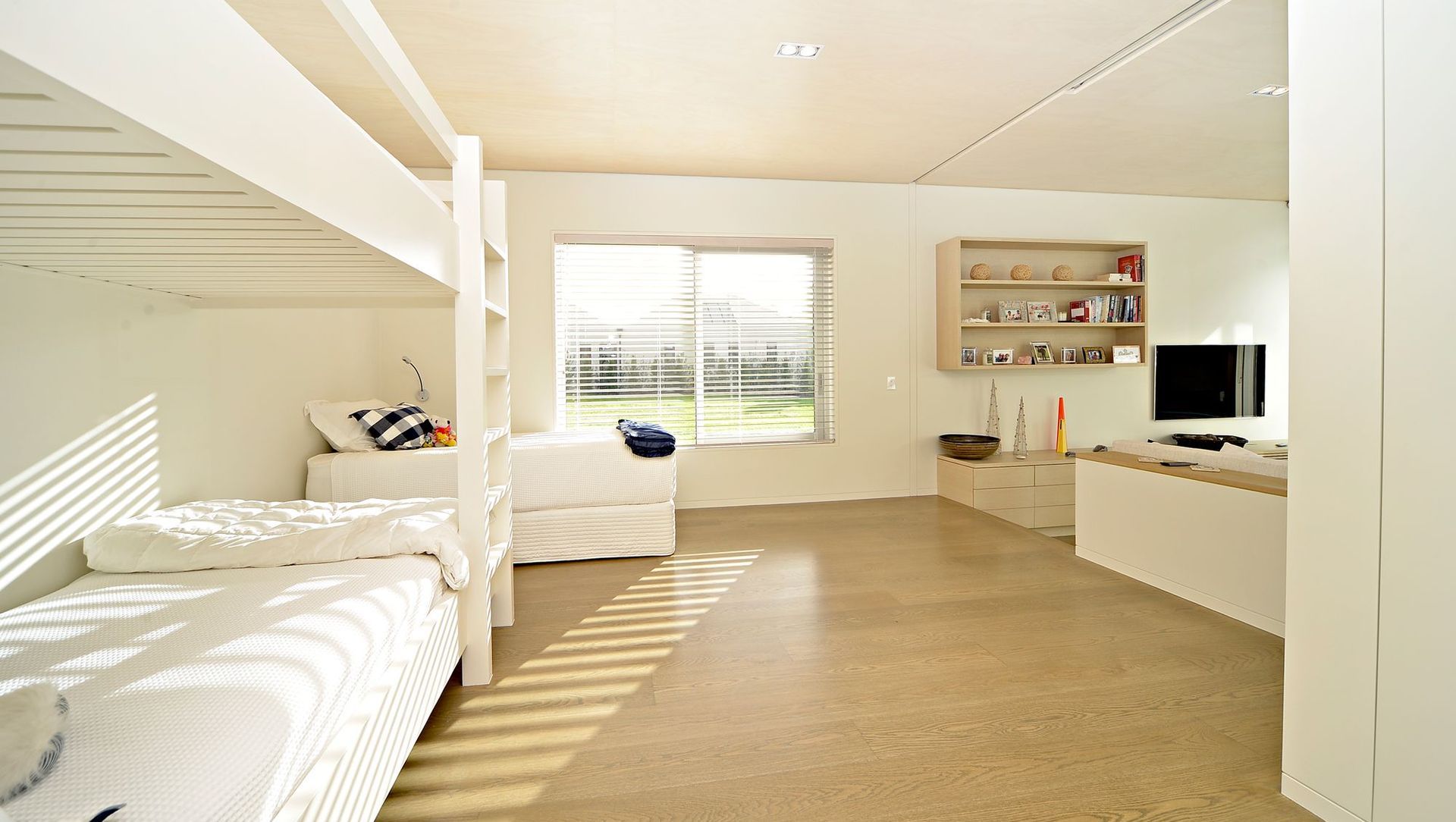 Langs Cove House banner