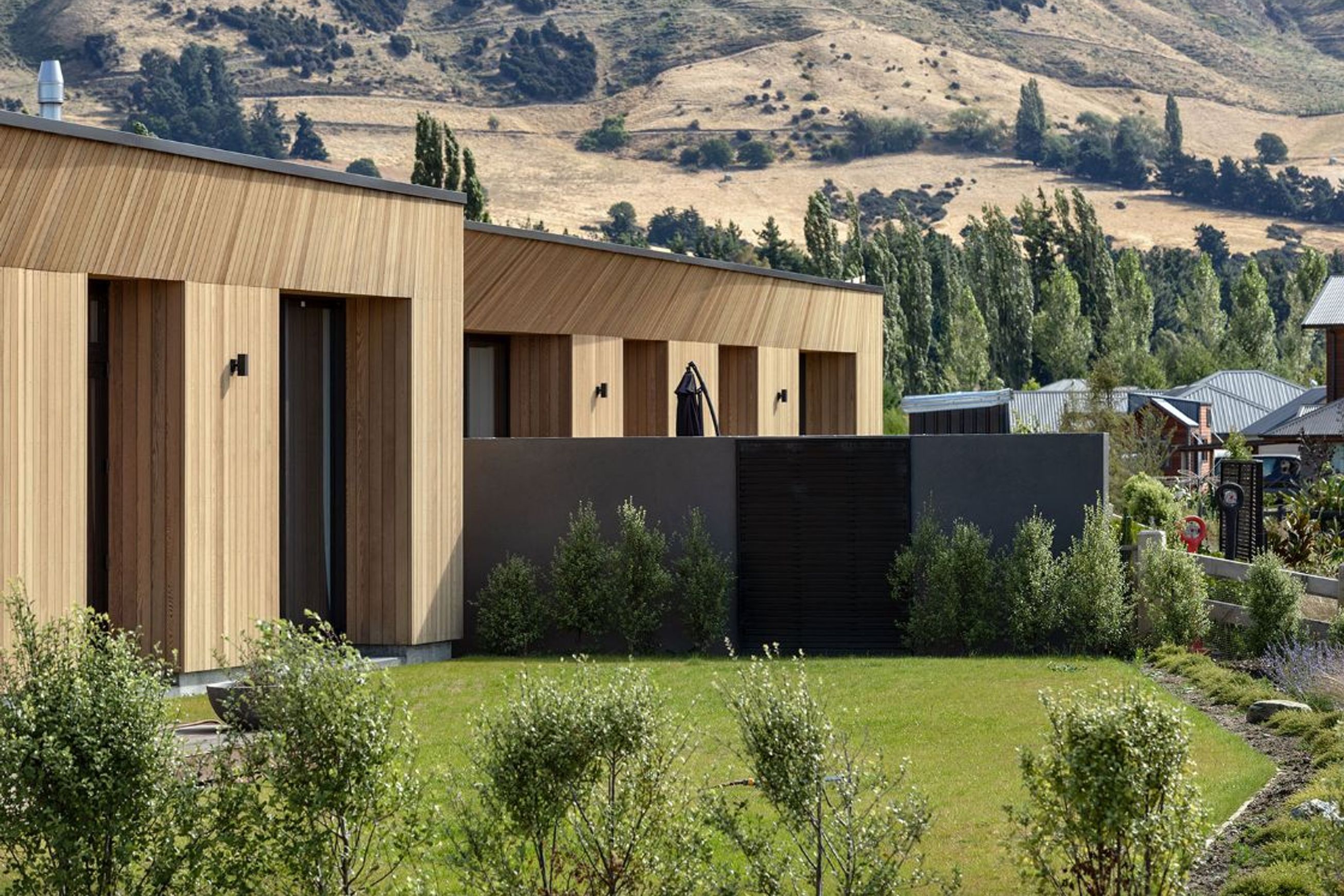 Vertical Shiplap Weatherboard System
