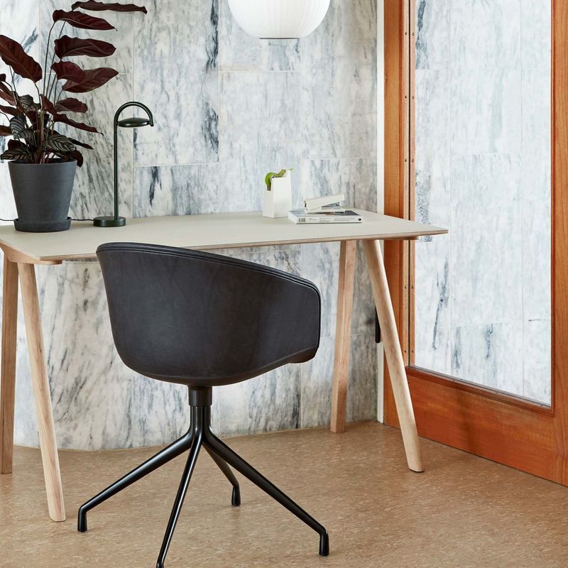 About A Chair AAC20 / AAC21 by HAY