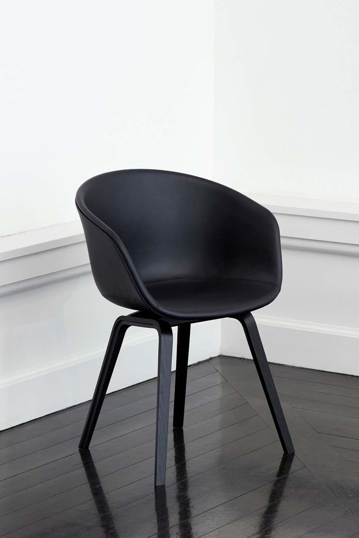 About A Chair AAC22 / AAC23 by HAY