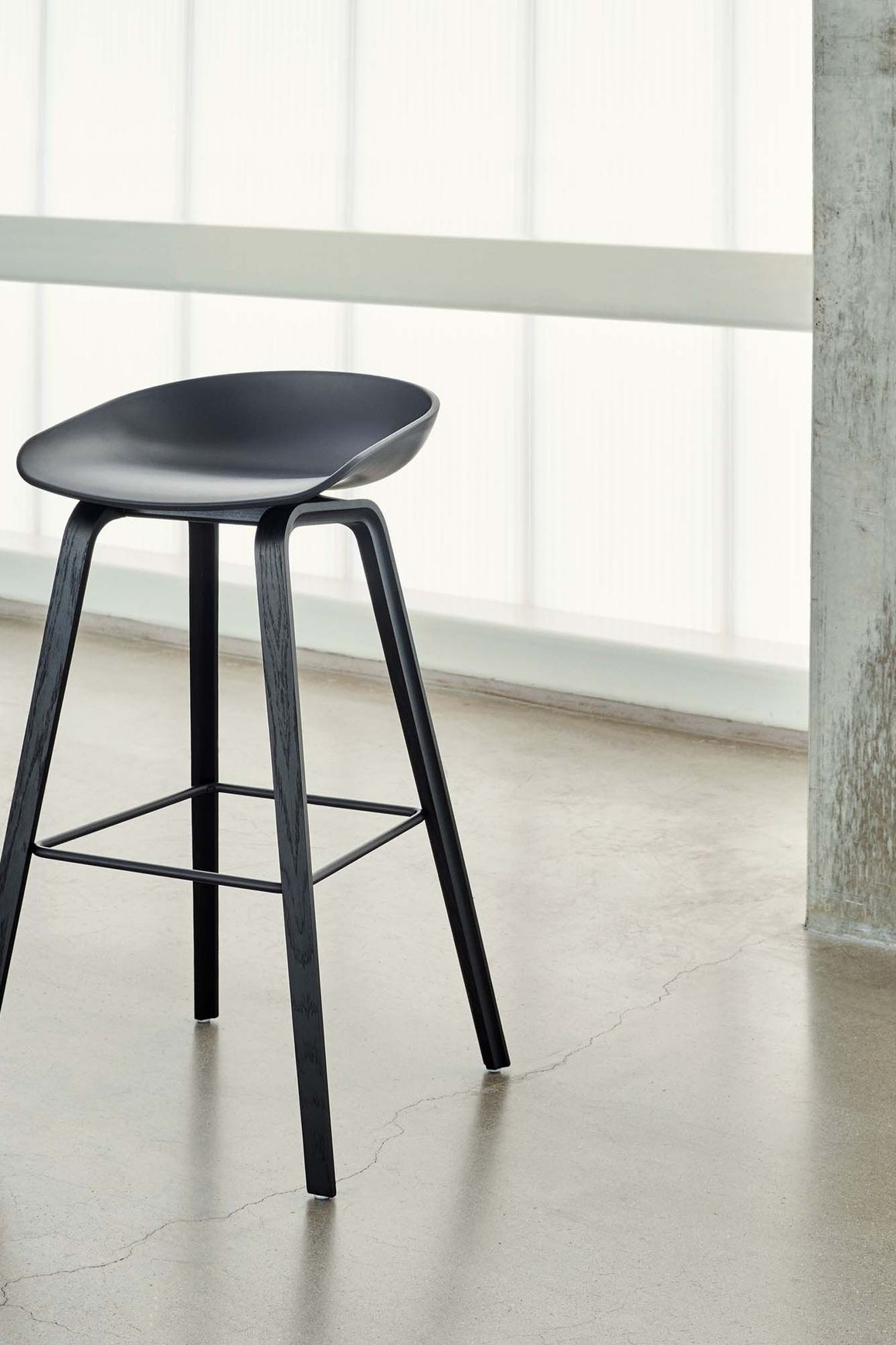 About a Stool AAS32 / 33 by HAY