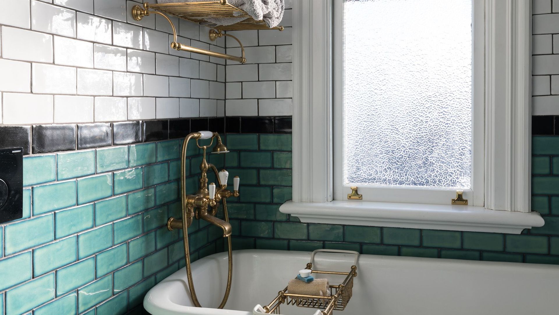 Adelaide Road, Wellington Bathroom banner