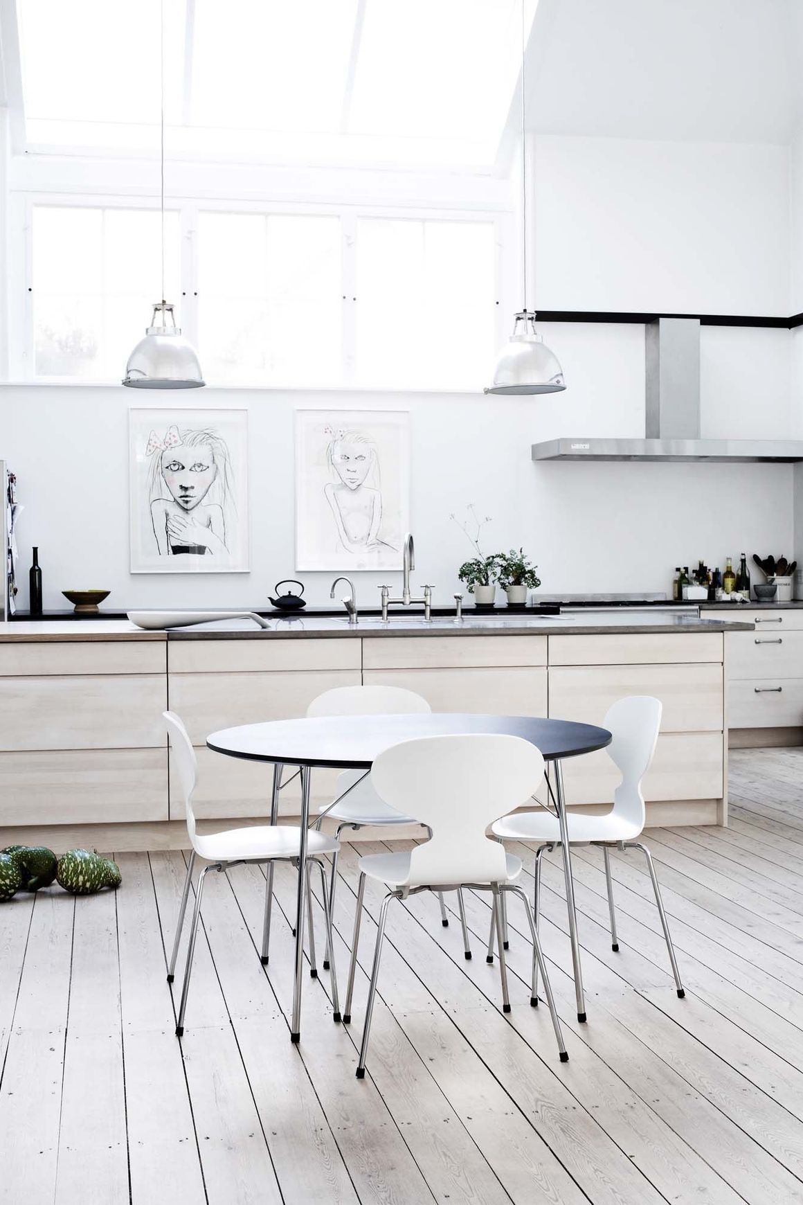 Ant Chair by Fritz Hansen