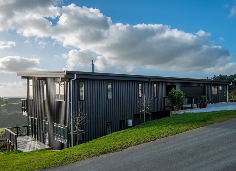 Ara Kotinga, Brookby