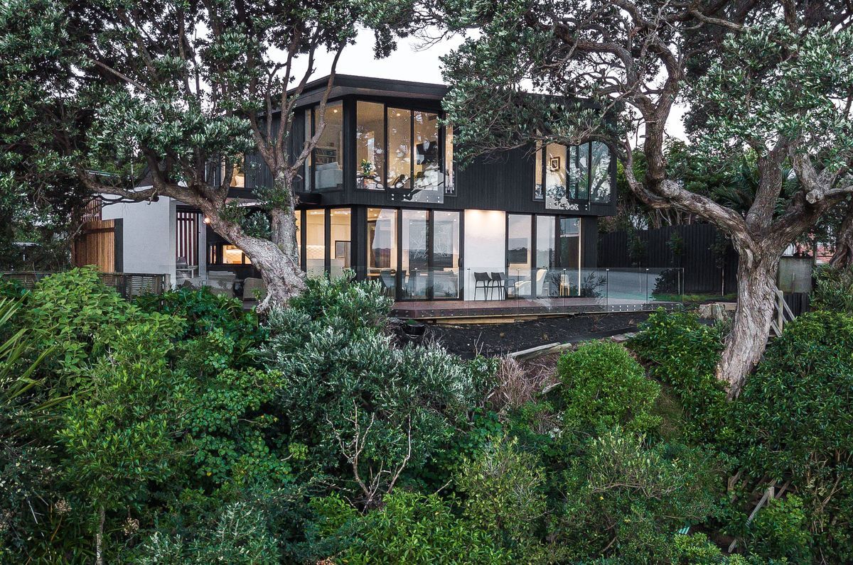 Arkles Bay Residence