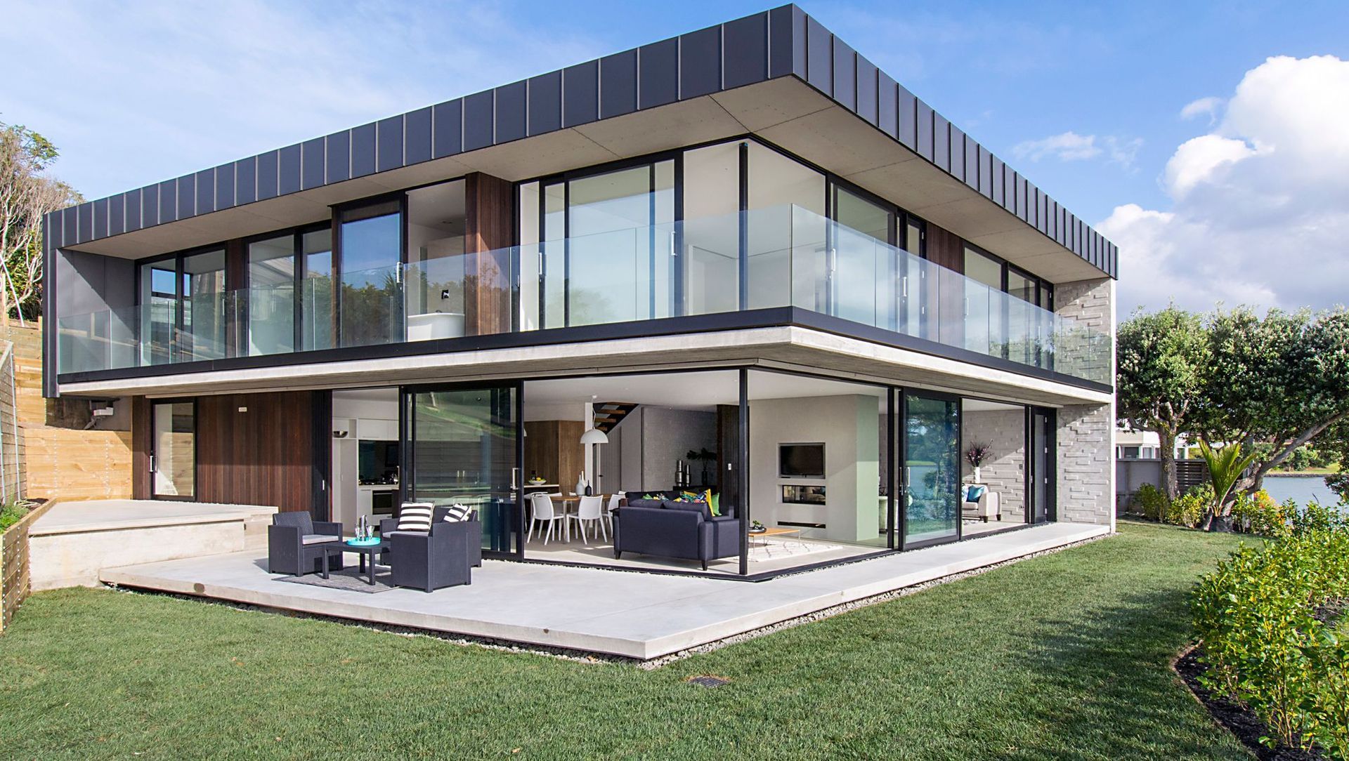 Arkley Dr House 1 banner