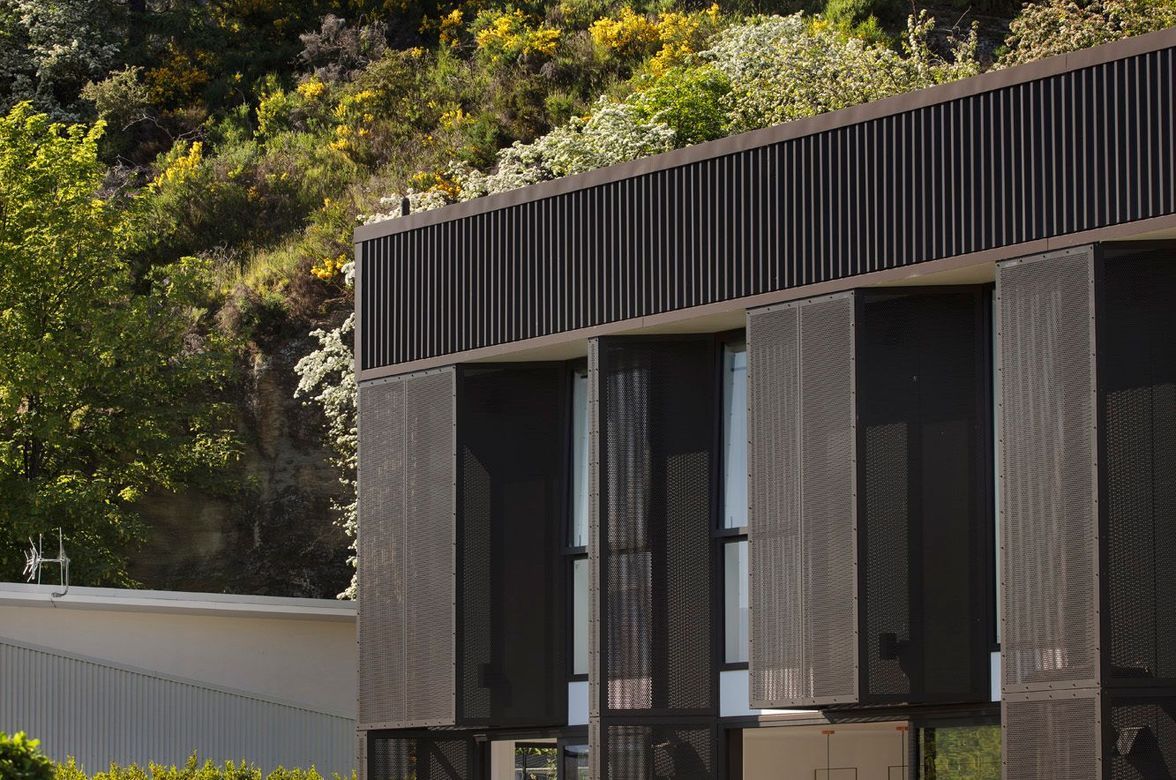 Arthurs Point Steel House