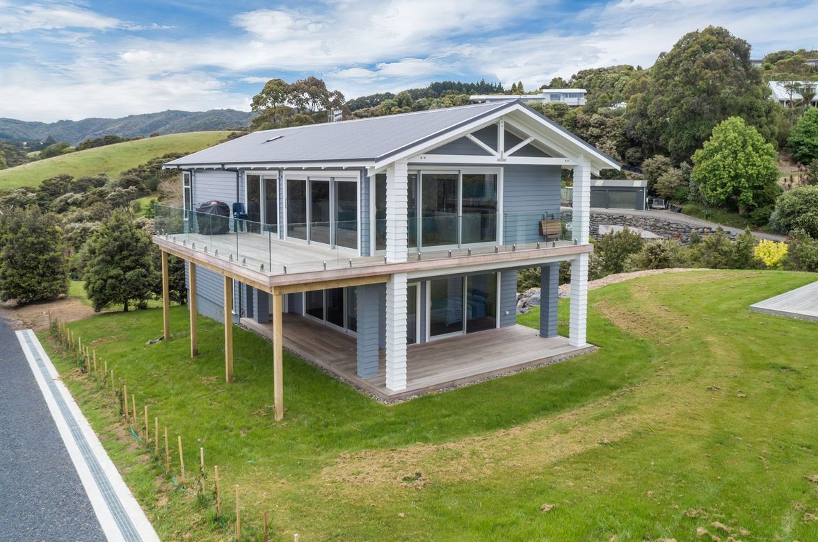 Langs Beach, Northland- Luxury / Beach House / Outdoor Living / New Builds by Cogan Custom Homes