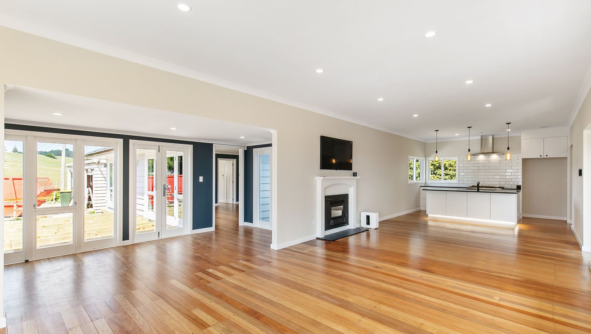 Beachlands Farm House banner