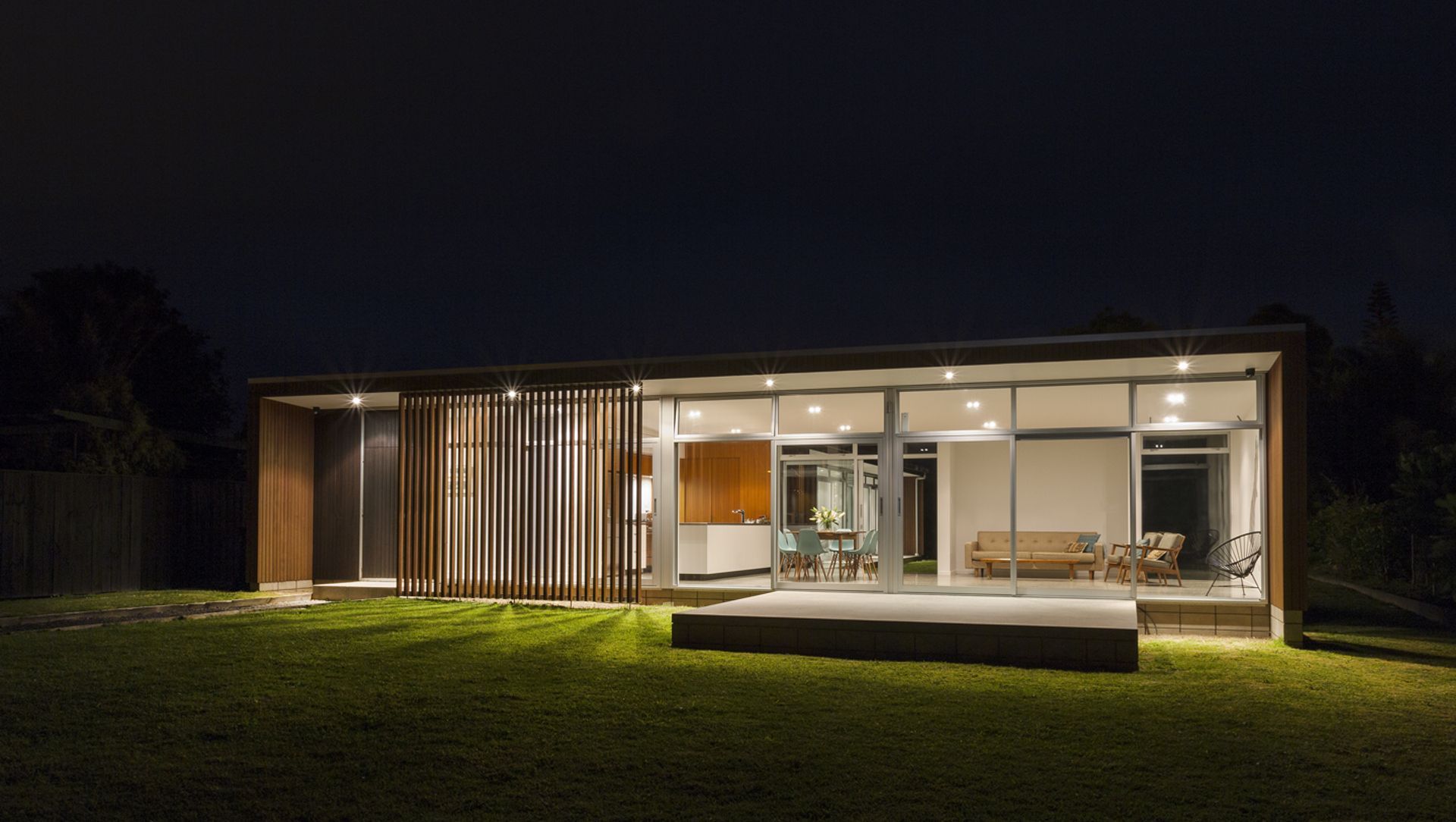 Beachlands House banner