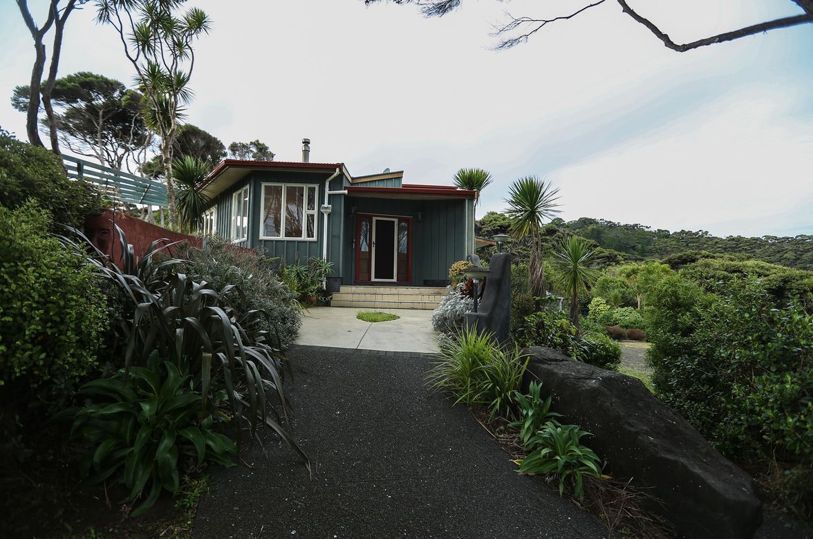 Bethells Beach House