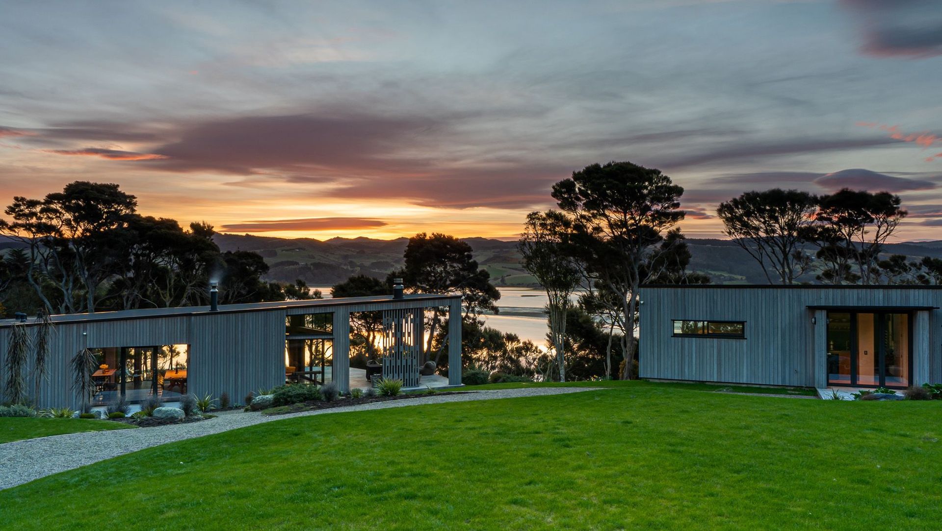 Blueskin House banner