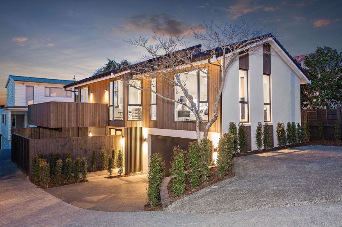 Murrays Bay Residence