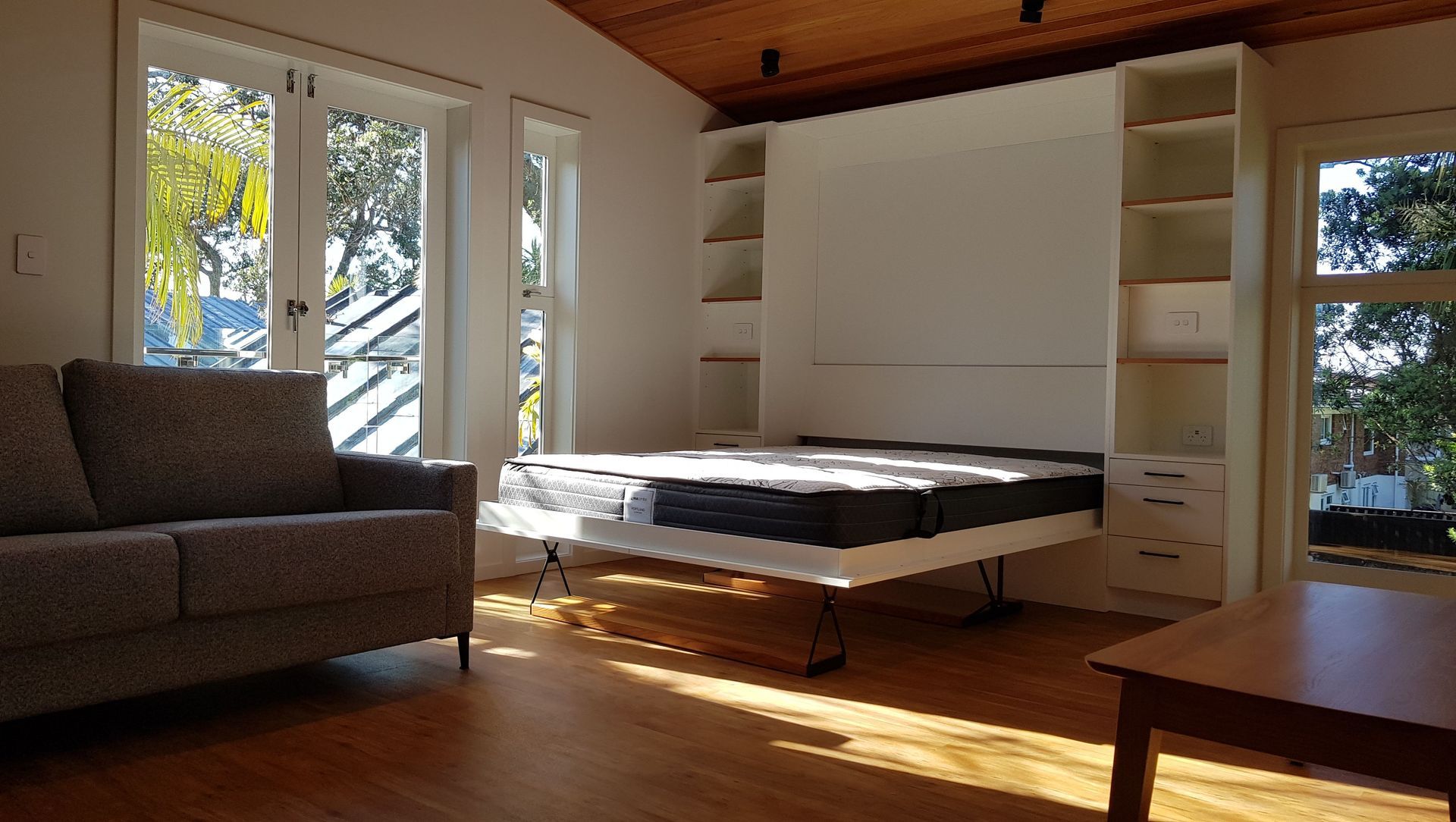 Brett Avenue Unit banner