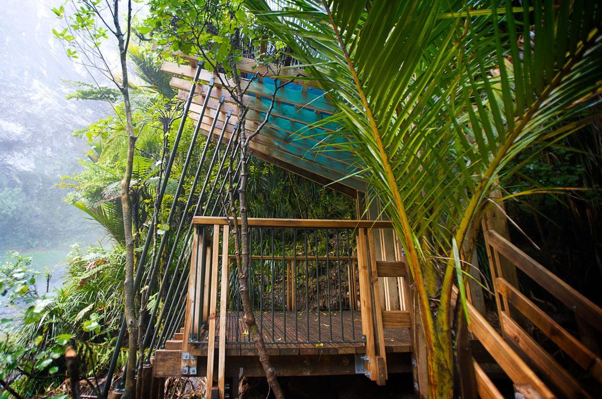 Bridal Veil Falls Viewing Shelter   Search