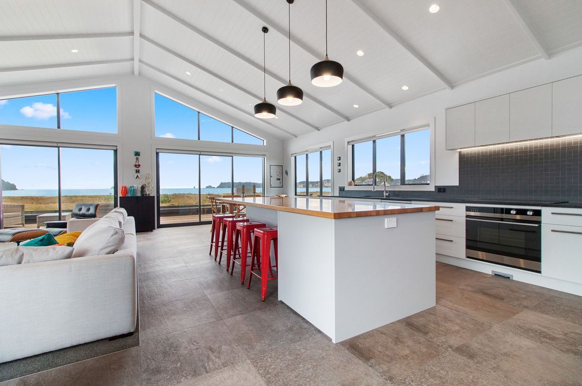 Buffalo Beach Road II