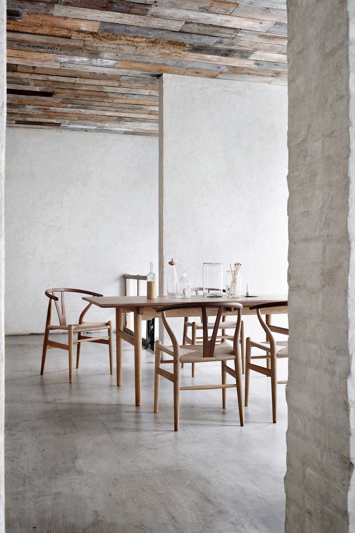 CH327 Table by Carl Hansen + Son