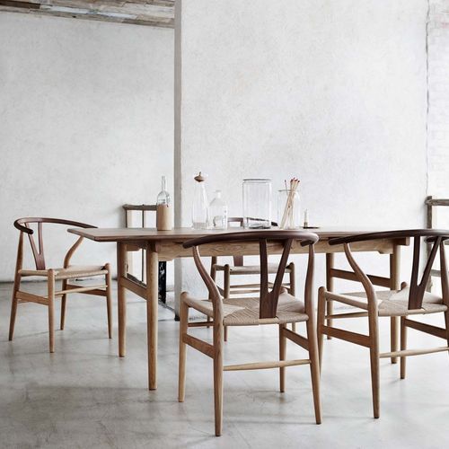 CH327 Table by Carl Hansen + Son