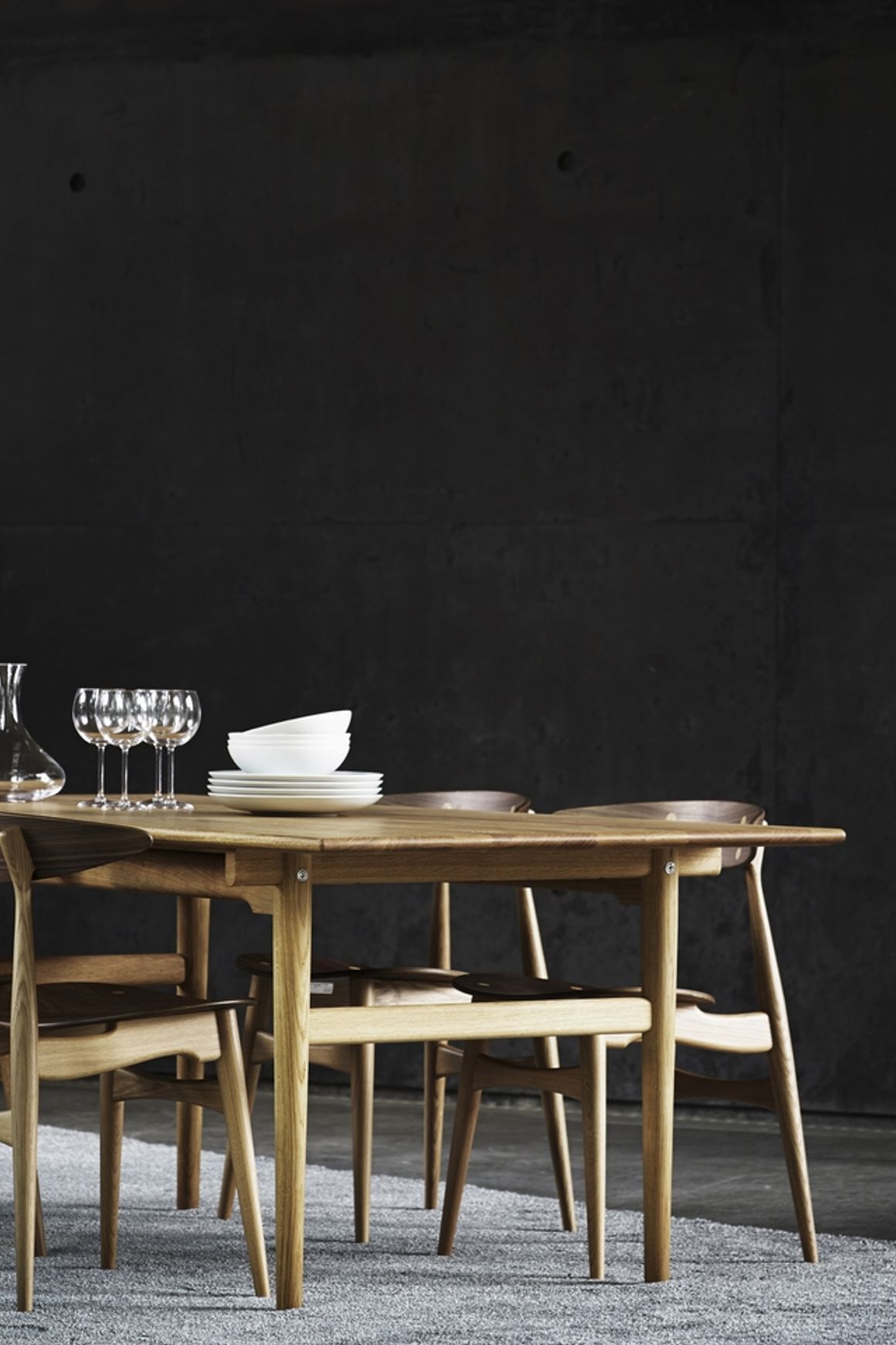 CH327 Table by Carl Hansen + Son